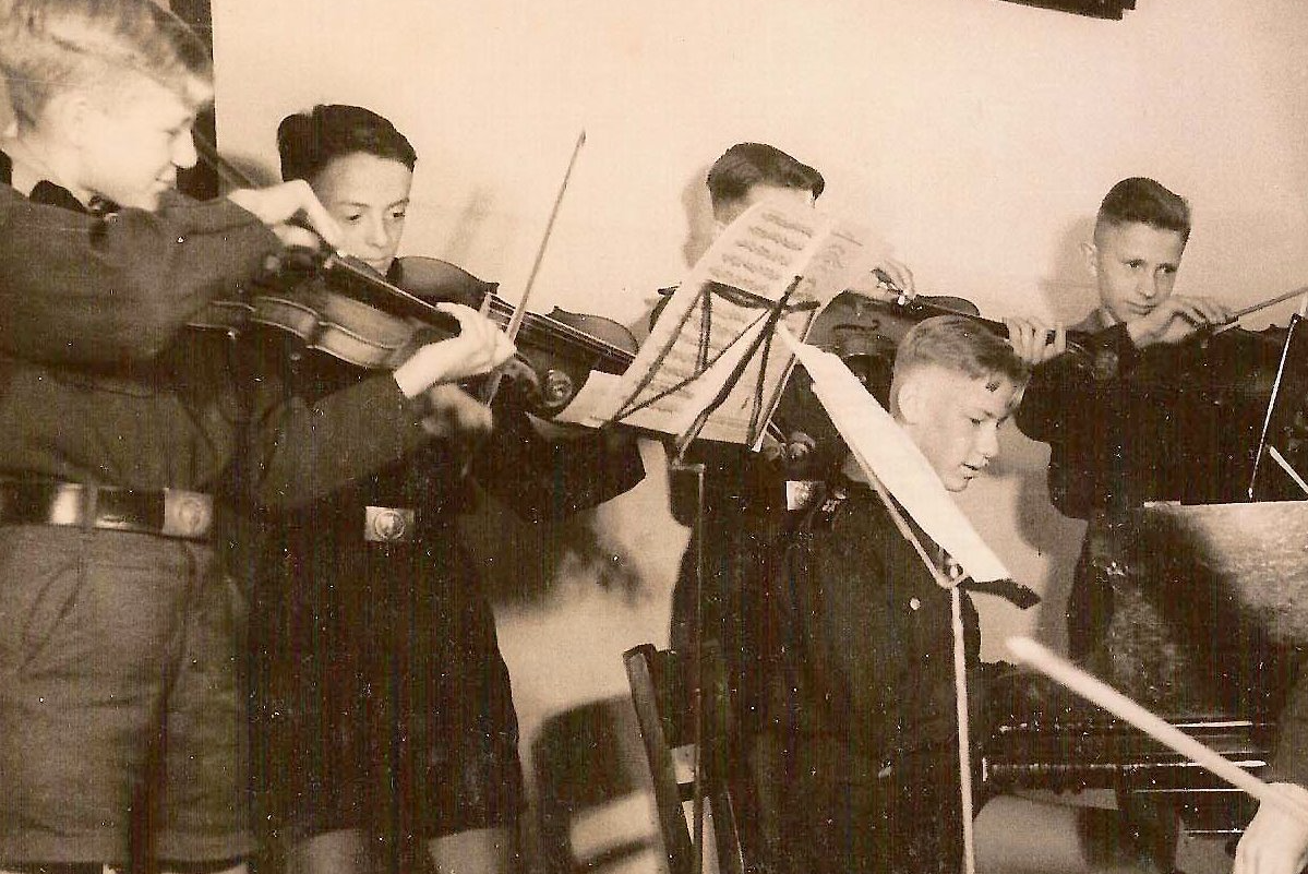 Orchestra practice at NPEA Rügen, 1943. Photo: Dietrich Schulz